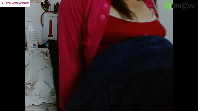 Hot Candy  online show from 03-05-25, 10:44