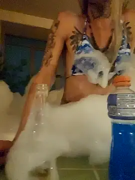 mariana preciado online show from 12-06-24, 07:54