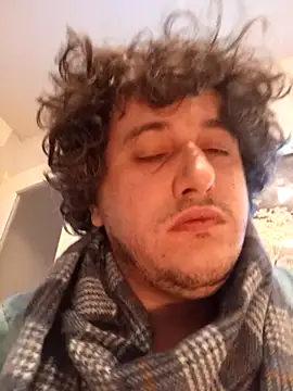 Daminou28 online show from 10-26-25, 02:28