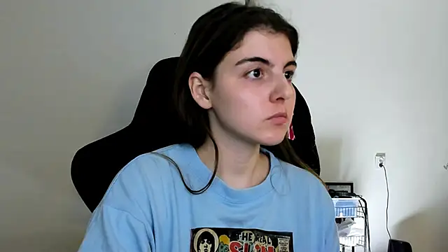 Snapshot of emmamurrr chatting on 12-05-25, 07:54 emmamurrr online show from 12-05-25, 07:54