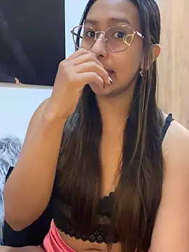 Snapshot of AmelyaMann chatting on 02-21-25, 12:50 AmelyaMann online show from 02-21-25, 12:50