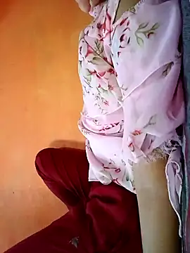 Snapshot of Mangla_Bhabhi chatting on 09-22-25, 08:16 Mangla Bhabhi online show from 09-22-25, 08:16