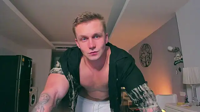 Samuel Andrew online show from 11-22-25, 03:16