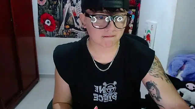 isabeautyx19 online show from 04-28-26, 02:10