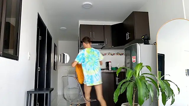 Snapshot of grey___27 chatting on 02-26-25, 05:28 grey 27 online show from 02-26-25, 05:28