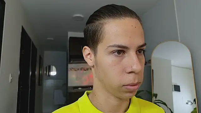 Snapshot of grey___27 chatting on 03-13-25, 11:08 grey 27 online show from 03-13-25, 11:08