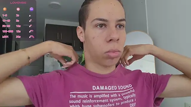 Snapshot of grey___27 chatting on 09-15-25, 12:16 grey 27 online show from 09-15-25, 12:16