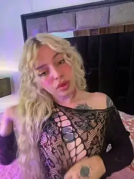 Snapshot of Bonnie_vega chatting on 01-24-25, 08:43 Bonnie vega online show from 01-24-25, 08:43