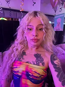Snapshot of Bonnie_vega chatting on 01-30-25, 07:59 Bonnie vega online show from 01-30-25, 07:59