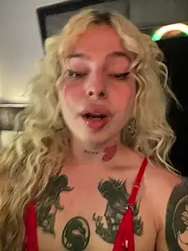 Snapshot of Bonnie_vega chatting on 02-14-25, 08:05 Bonnie vega online show from 02-14-25, 08:05