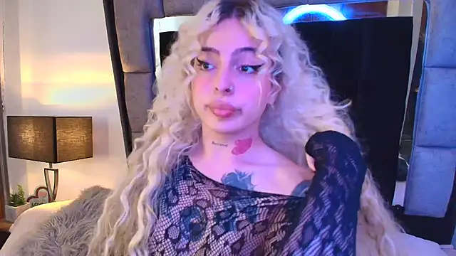 Snapshot of Bonnie_vega chatting on 03-12-25, 06:55 Bonnie vega online show from 03-12-25, 06:55