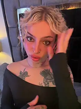 Snapshot of Bonnie_vega chatting on 09-10-25, 09:37 Bonnie vega online show from 09-10-25, 09:37