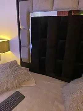 Snapshot of Bonnie_vega chatting on 09-30-25, 08:25 Bonnie vega online show from 09-30-25, 08:25