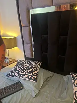 Snapshot of Bonnie_vega chatting on 10-18-25, 08:20 Bonnie vega online show from 10-18-25, 08:20