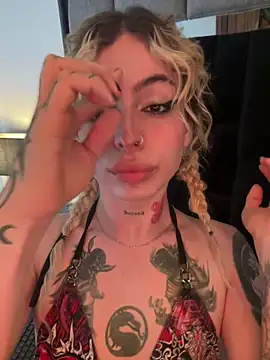 Snapshot of Bonnie_vega chatting on 11-19-25, 09:04 Bonnie vega online show from 11-19-25, 09:04