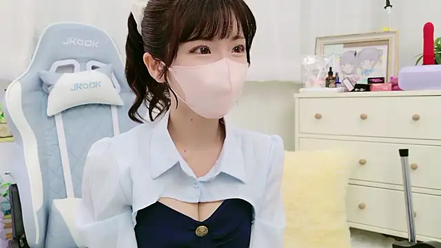 -minami- online show from 09-27-25, 12:10