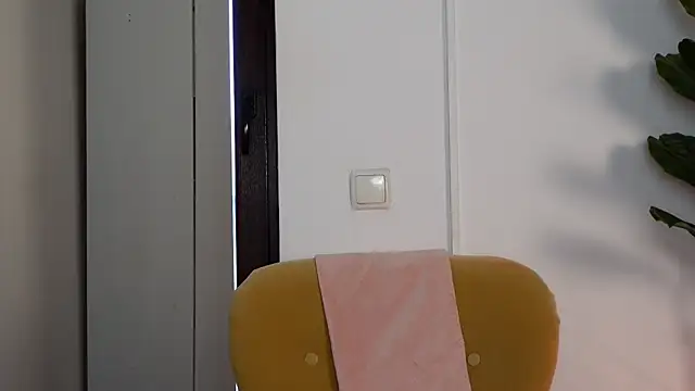 NinaCrystal1 online show from 02-28-26, 06:58