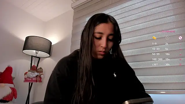 Snapshot of vico_sweety chatting on 12-18-25, 07:53 vico sweety online show from 12-18-25, 07:53