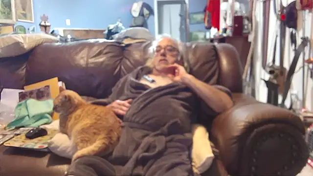 Snapshot of PincheDave4u chatting on 02-05-25, 03:13 PincheDave4u online show from 02-05-25, 03:13