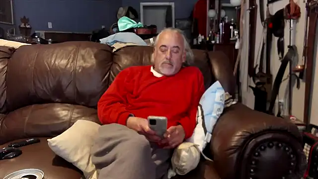 Snapshot of PincheDave4u chatting on 02-09-25, 07:30 PincheDave4u online show from 02-09-25, 07:30