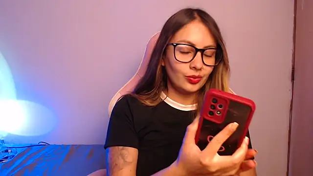 lalawhitte online show from 10-08-25, 09:01