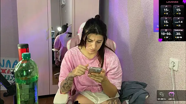 Katrin  kiss online show from 02-04-25, 07:33