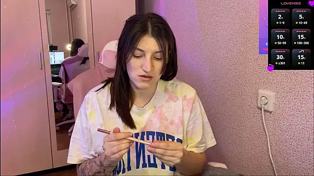 Katrin  kiss online show from 02-10-25, 05:09