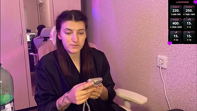 Katrin  kiss online show from 02-11-25, 06:33