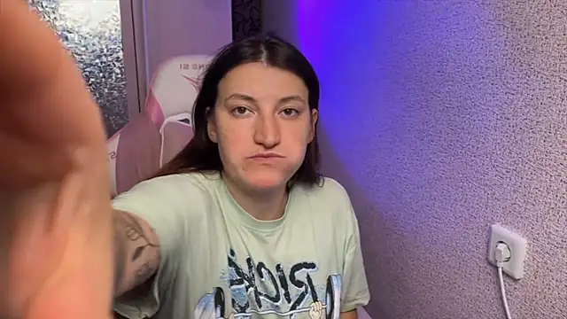 Katrin  kiss online show from 04-22-26, 03:24