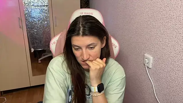 Katrin  kiss online show from 04-28-26, 05:40