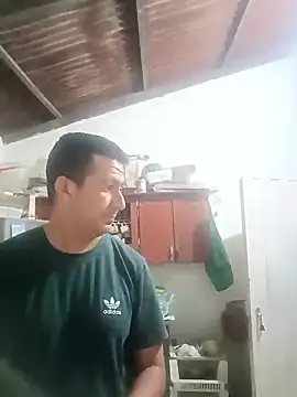 Snapshot of walwan85 chatting on 01-10-26, 11:23 walwan85 online show from 01-10-26, 11:23