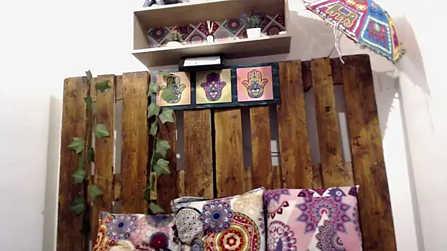 SARA VAL3NTINA  online show from 09-10-25, 11:16