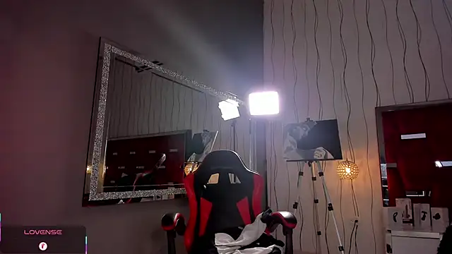 Brat  online show from 03-04-26, 07:53