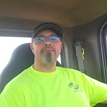 KrazyLegz online show from 10-18-25, 01:56