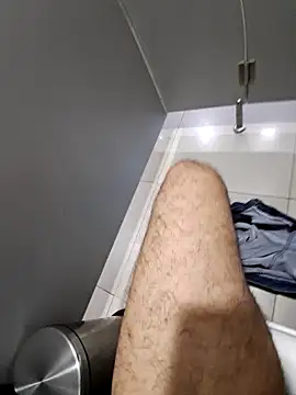 Snapshot of johny_69d@xh chatting on 12-05-24, 08:44 johny 69dxh online show from 12-05-24, 08:44