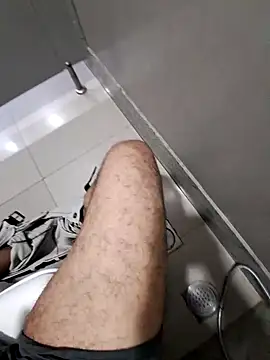 Snapshot of johny_69d@xh chatting on 12-19-24, 08:56 johny 69dxh online show from 12-19-24, 08:56