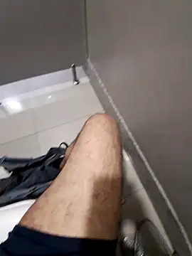 Snapshot of johny_69d@xh chatting on 01-10-25, 07:46 johny 69dxh online show from 01-10-25, 07:46