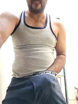 johny 69dxh online show from 12-16-25, 08:19