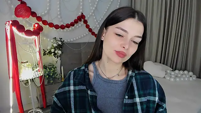 ContinentOfTranquility online show from 04-06-26, 04:46