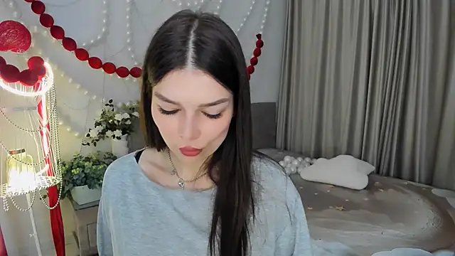 ContinentOfTranquility online show from 04-27-26, 01:03