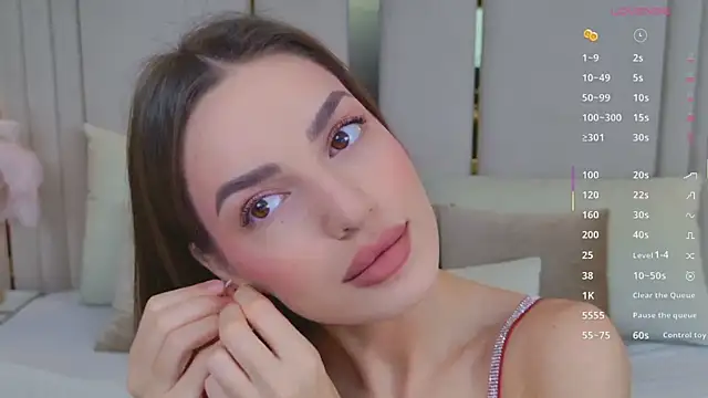 BellaHalles online show from 02-27-26, 05:40