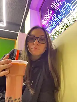 Snapshot of Jinna_milli chatting on 03-07-25, 04:00 Jinna milli online show from 03-07-25, 04:00