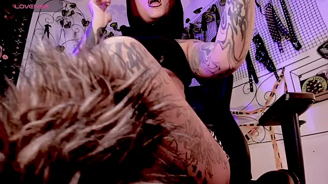 Agatha BDSM online show from 04-23-26, 09:28