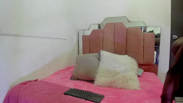 LoveQueen2 online show from 02-08-25, 11:44