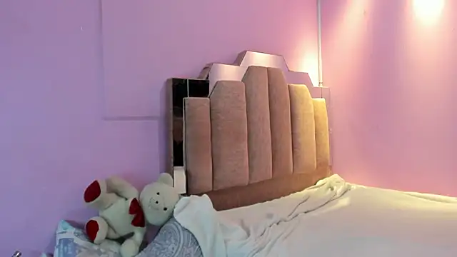 LoveQueen2 online show from 12-05-25, 11:52