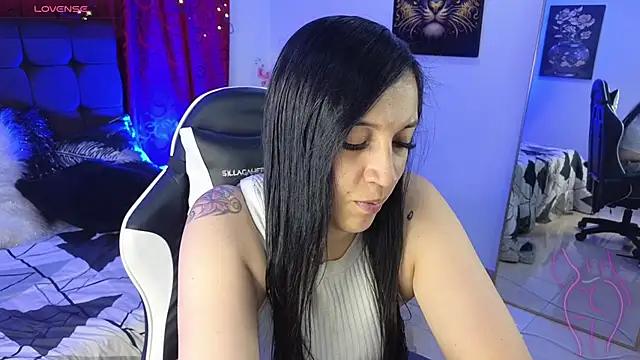 Majuu   online show from 11-14-25, 11:42