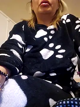 Afroditecash online show from 04-22-26, 08:28