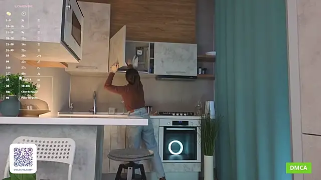 DonnaBurkee online show from 03-05-26, 04:08