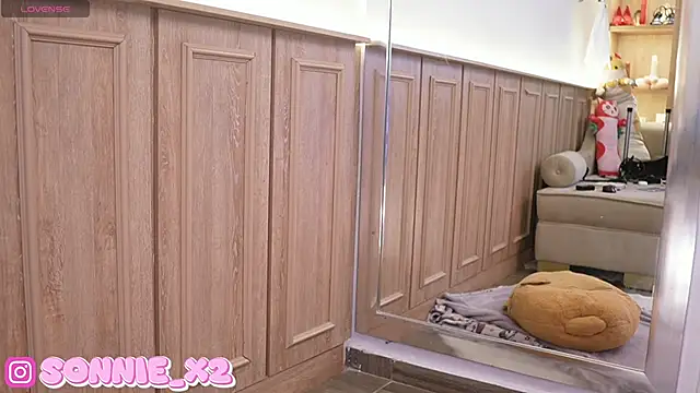 Sonnie  online show from 02-12-25, 11:51