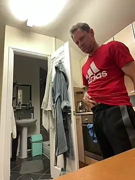 Yourhotboy 42 online show from 03-13-25, 07:28